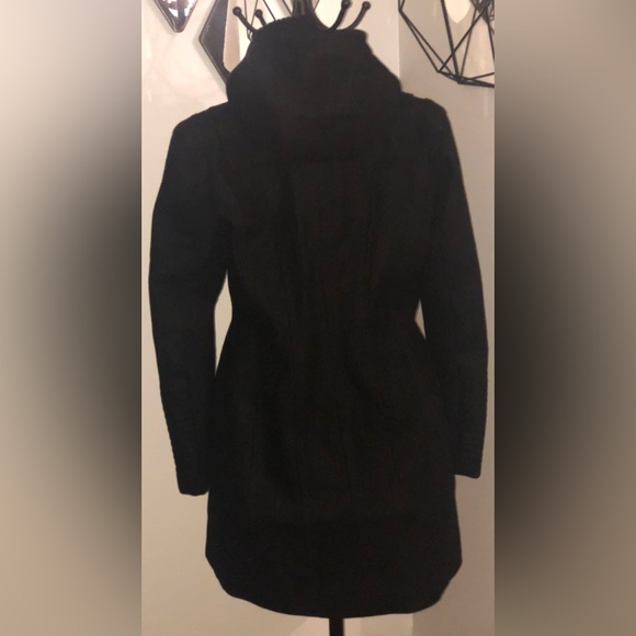 Ladies medium BCBGMAXAZRIA winter jacket - Picture 9 of 15
